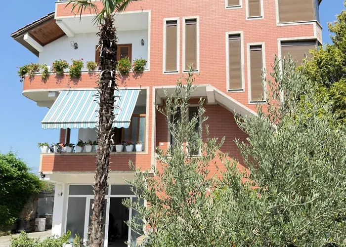 Hill Haven Bed and Breakfast Domje